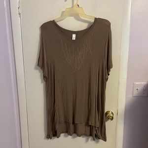 Tan/beige shirt with sparkles 2x